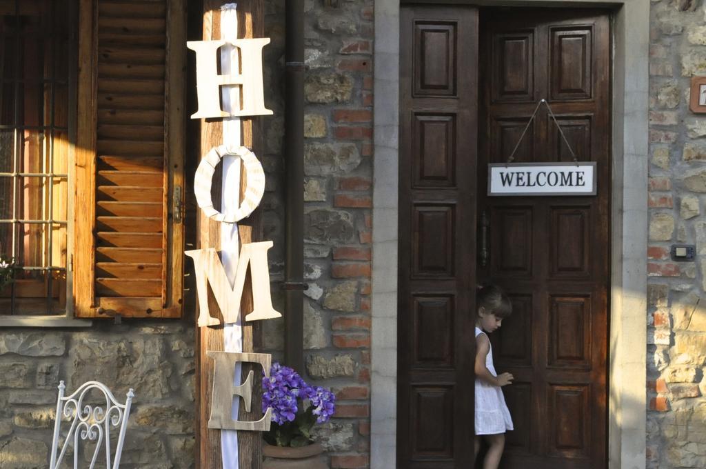 A Casa Di Raffa Hotel Pergine Valdarno ภายนอก รูปภาพ