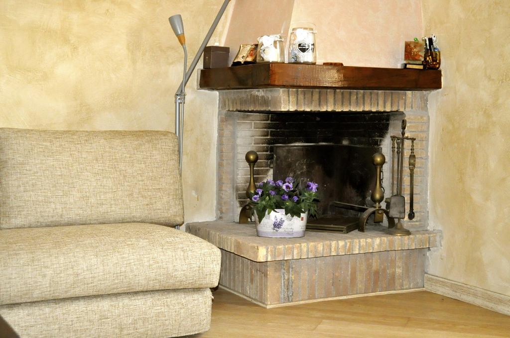 A Casa Di Raffa Hotel Pergine Valdarno ภายนอก รูปภาพ