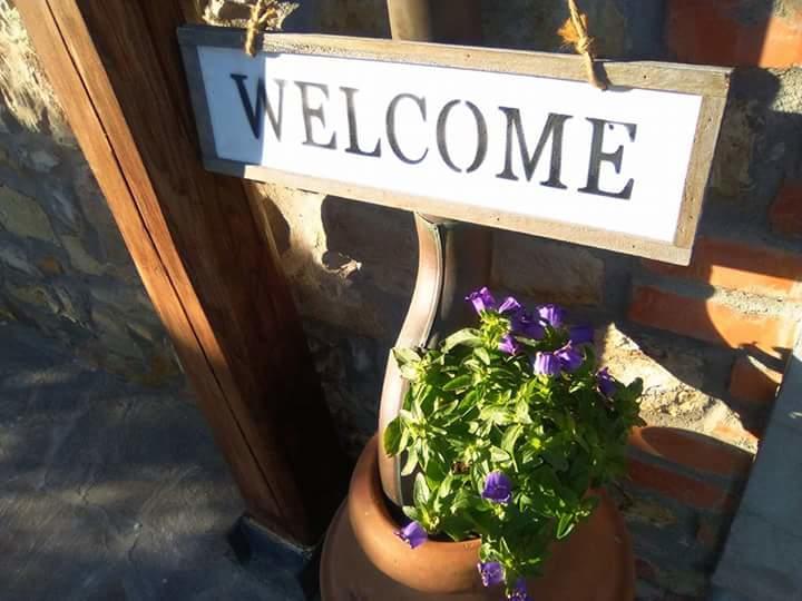 A Casa Di Raffa Hotel Pergine Valdarno ภายนอก รูปภาพ
